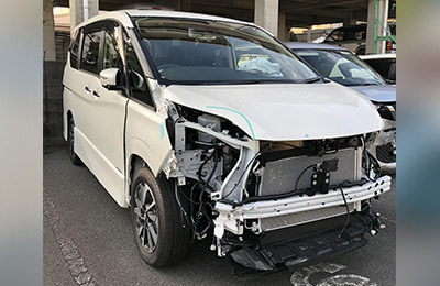 日産 セレナ
