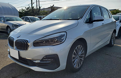 BMW 218d アクティブツアラー
