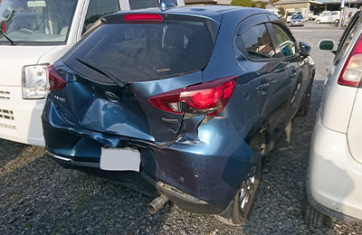 マツダ MAZDA2