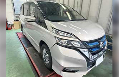 日産 セレナ