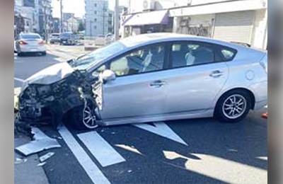 トヨタ プリウス